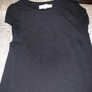 Short sleeve black petal sleeve shirt